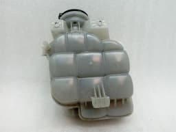 PORSCHE Porsche Taycan 9J expansion tank 9J1121407A expansion tank cooling water — thumbnail 6