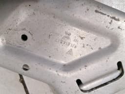 PORSCHE Porsche Taycan 9J holder bracket 9j1825138 holder carrier — thumbnail 10