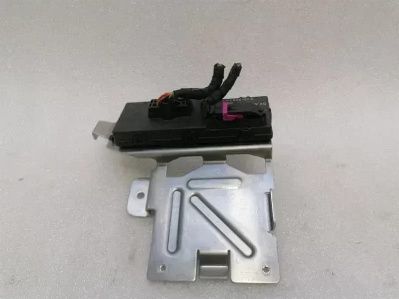 Porsche Taycan 9J boat lid control module 8W2959107A control unit tailgate