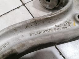 PORSCHE Porsche Taycan 9J Right Front Hub 9J1407246B Wheel Bearing Housing Front Right — thumbnail 4