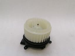 PORSCHE Porsche Taycan 9J Heater Blower 973907521C Engine Heater Blower RHD — thumbnail 1