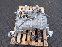 PORSCHE PORSCHE TAYCAN TURBO S 9J EBEA Engine 9J1901141D EBE REAR AXLE MOTOR — thumbnail 1