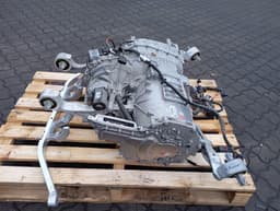 PORSCHE PORSCHE TAYCAN TURBO S 9J EBEA Engine 9J1901141D EBE REAR AXLE MOTOR — thumbnail 4