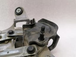 PORSCHE Porsche Taycan 9J Front Wiper Linkage 9J1955024D Wiper Motor Front RHD!!! — thumbnail 2