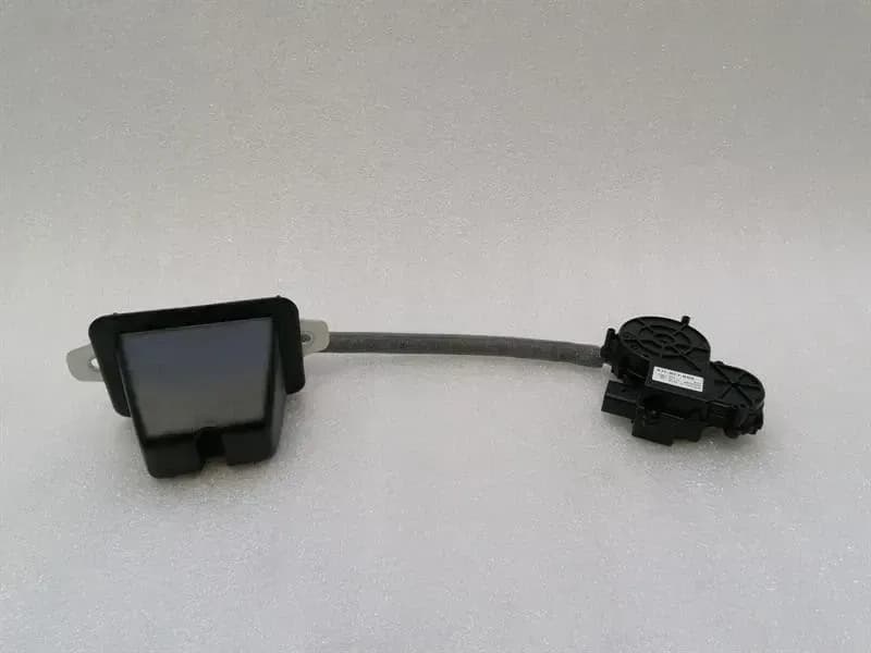 Porsche Taycan 9J boot lock 9J1827447A tailgate lock
