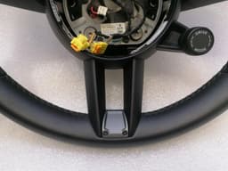 PORSCHE Porsche Taycan 9J steering wheel 992419798A steering wheel heated 36 cm Sport — thumbnail 4