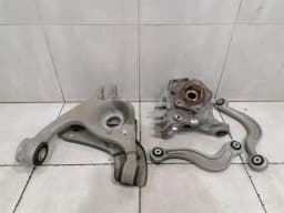 PORSCHE Porsche Taycan 9J Right Rear Hub 971505436J Wheel Bearing Housing Rear Right SET — thumbnail 8