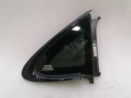 PORSCHE Porsche Taycan 9J Right Rear 1/4 Glass 9J1845298AE Door Glass 1/4 Rear RH — thumbnail 1
