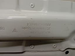 PORSCHE Porsche Taycan 9J right front door 9J1831052 door front right — thumbnail 8