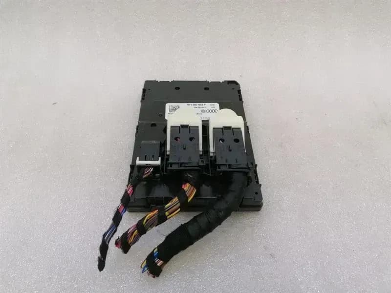 PORSCHE Porsche Taycan 9J electronic module BCM 971907063P control unit CTRL UNIT