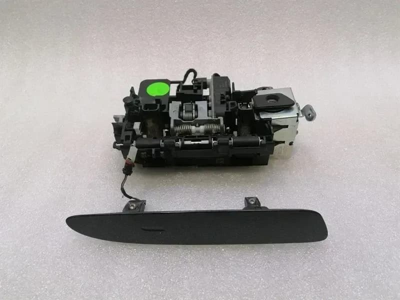 PORSCHE Porsche Taycan 9J door handle 9J1837206D FR VR door handle