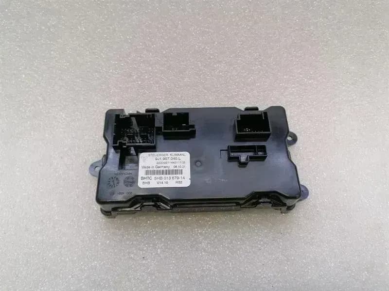 PORSCHE Porsche Taycan 9J Air Conditioner Module 9J1907040L ECU Air Conditioning