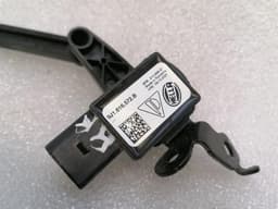 PORSCHE Porsche Taycan 9J Sensor 9J1616572B RR LEVEL Rear Right Level Sensor — thumbnail 2