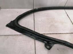 PORSCHE Porsche Taycan 9J Door Seal 9J1831721AL LEFT FRONT Door Seals — thumbnail 3