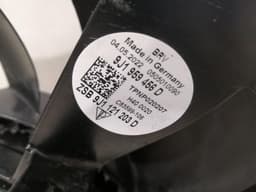 PORSCHE Porsche Taycan 9J Radiator Fan 9J1959456D Fan Electric Fan Damaged!!! — thumbnail 10