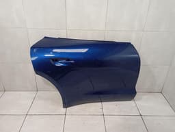 PORSCHE Porsche Taycan 9J right rear door 9J1833194 door rear right — thumbnail 10