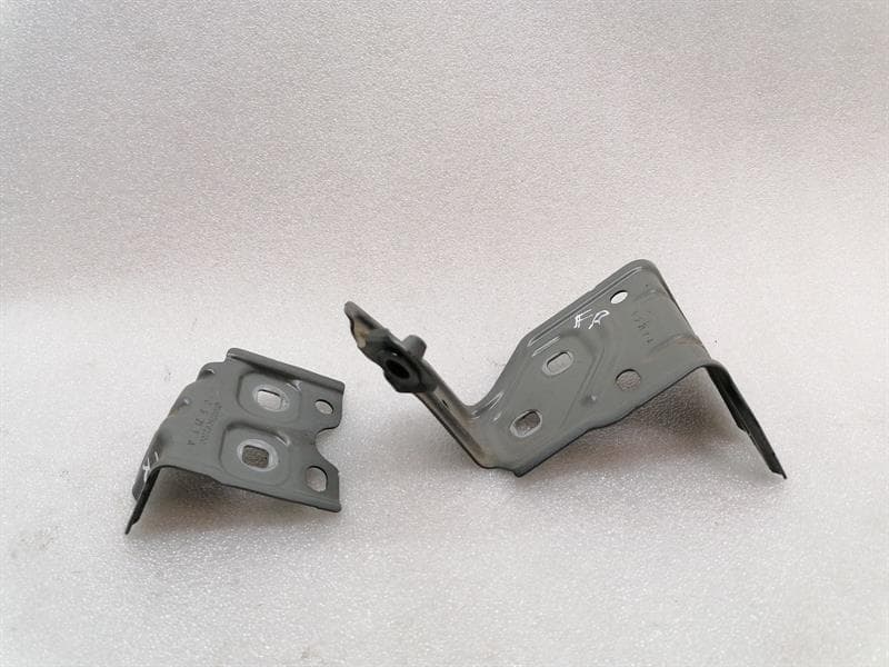 MERCEDES-BENZ Mercedes EQA H243 EQA350 holder bracket A2478811600 holder carrier FR WING