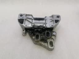 MERCEDES-BENZ Mercedes EQA H243 EQA350 Engine Mount A2432402500 Engine Holder — thumbnail 1