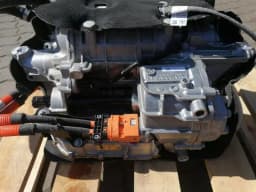 MERCEDES-BENZ Mercedes EQA H243 EQA350 ELECTRIC MOTOR REAR ENGINE A2433408802 ENGINE — thumbnail 2