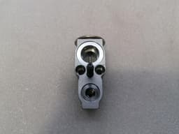 MERCEDES-BENZ Mercedes EQA H243 EQA350 A2478307800 A/C * EXPANSION VALVE — thumbnail 3