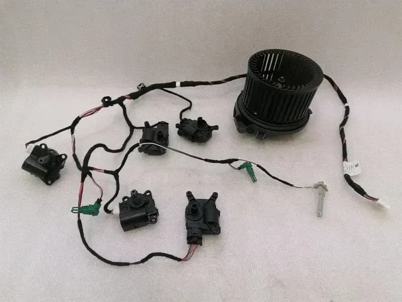 TESLA TESLA MODEL 3 STANDARD RANGE HEATER BLOWER MOTOR RIGHT HAND DRIVE RHD