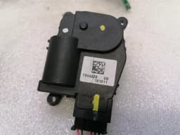 TESLA TESLA MODEL 3 STANDARD RANGE HEATER BLOWER MOTOR RIGHT HAND DRIVE RHD — thumbnail 3