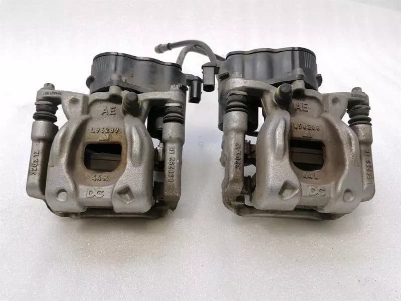 MERCEDES-BENZ Mercedes EQA H243 EQA350 rear brake caliper A2474233900 brake caliper rear set