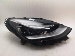 TESLA TESLA MODEL 3 STANDARD RANGE RIGHT HEADLIGHT 1077380-00-C RIGHT HAND DRIVE RHD — thumbnail 3