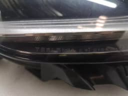 TESLA TESLA MODEL 3 STANDARD RANGE RIGHT HEADLIGHT 1077380-00-C RIGHT HAND DRIVE RHD — thumbnail 6