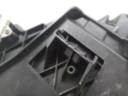 TESLA TESLA MODEL 3 STANDARD RANGE RIGHT HEADLIGHT 1077380-00-C RIGHT HAND DRIVE RHD — thumbnail 9
