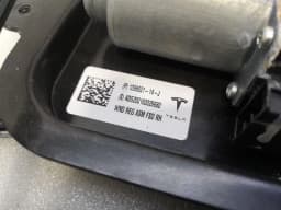 TESLA Tesla Model 3 Right Front Door Winder 1096621-14-J Window Regulator Front Right — thumbnail 7