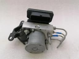 TESLA TESLA MODEL 3 STANDARD RANGE A.B.S Pump 1044745-00-B ABS Pump HYDRAULIC BLOCK . — thumbnail 1