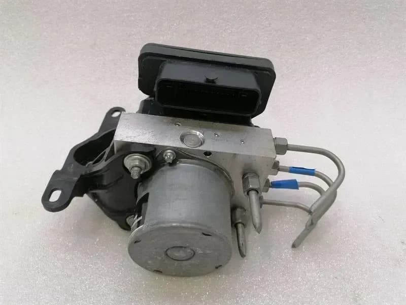 TESLA MODEL 3 STANDARD RANGE A.B.S Pump 1044745-00-B ABS Pump HYDRAULIC BLOCK .