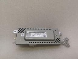 TESLA Tesla Model 3 Standard Range DAB FM Receiver 1079755-00-D ECU — thumbnail 1