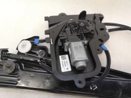 TESLA Tesla Model 3 FLH Door Winder 1096620-14-J Front Left Window Regulator — thumbnail 6