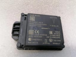 TESLA Tesla Model 3 Standard Range Radar Sensor 1108647-00-D Front Radar Sensor — thumbnail 7