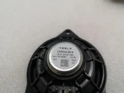 TESLA Tesla Model 3 Standard Range Speaker Set 1079742-00A Speaker Set — thumbnail 6
