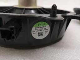 TESLA Tesla Model 3 Standard Range Speaker Set 1079742-00A Speaker Set — thumbnail 5