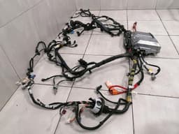 TESLA Tesla Model 3 Front Drive Module 1118182-00-K Front Control Unit — thumbnail 3