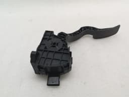 TESLA Tesla Model 3 Long Range Throttle Pedal (Electrical) 1020792 Throttle Pedal — thumbnail 4