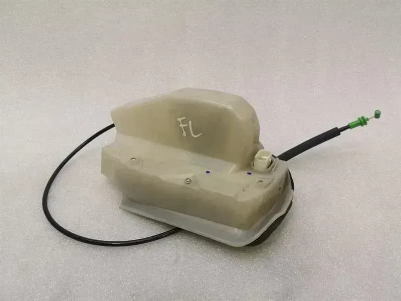 TESLA Tesla Model 3 Standard Range Door Lock FLH 1068964-00-L Door Lock Front Left