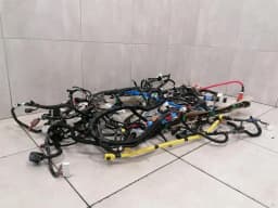 TESLA TESLA MODEL 3 LONG RANGE MAIN BODY WIRING 3067955-02-C RIGHT HAND DRIVE RHD — thumbnail 2