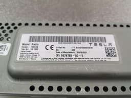 TESLA Tesla Model 3 Long Range FM DAB Module 1079755-00-E ECU — thumbnail 2