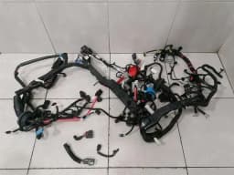 TESLA TESLA MODEL 3 FRONT COMPARTMENT WIRING LOOM 2567964-07-C RIGHT HAND DRIVE RHD — thumbnail 1