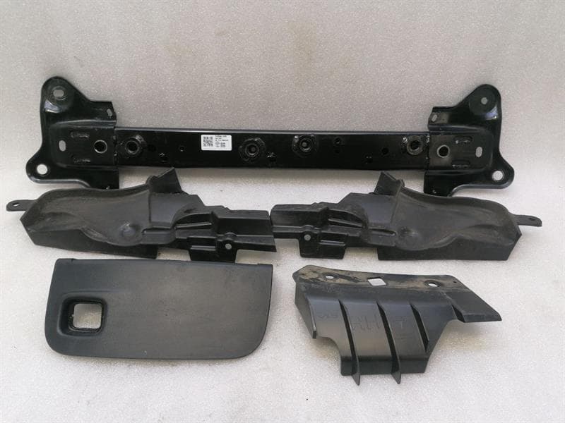 TESLA Tesla Model 3 Front Shock Tower Support 1075043-00-E Shock Tower Mount