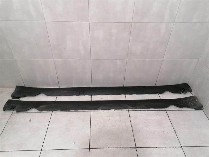 TESLA Tesla Model 3 Long Range Side Skirt Pair 1089829-00-D Side Skirts Set
