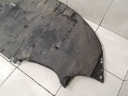 TESLA Tesla Model 3 Long Range Rear Undertray 1135410-00-A Underbody Trim — thumbnail 6