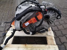 TESLA 2022 TESLA MODEL 3 LONG RANGE ENGINE 1120990-00-H ENGINE AWD REAR REAR — thumbnail 2