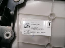TESLA TESLA MODEL 3 LONG RANGE DOOR CARD FRONT LEFT 1621889-02-C RIGHT HAND DRIVE RHD LIFT — thumbnail 6
