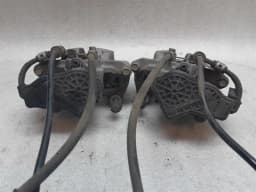 TESLA Tesla Model 3 Long Range Rear Brake Caliper 1044623-00-J Brake Caliper Rear Set — thumbnail 10